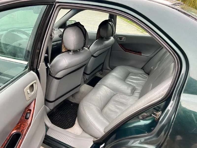 Продам mitsubishi galant 8 (рестайлинг) 2001 г. в. 2.4 ат не gdi пробег 200000 миль двигатель 2,4 литра, работает ровно, без нареканий, коробка автомат дно в норме, все стаканы целые, пороги на месте. по кузову есть возрастные недостатки, авто не новое 4 стеклоподъёмника, абс, кондиционер, кожаные сидения, хорошая музыка, установлены led линзы, люк, практически новая резина во владении 2 года, до меня была 10 лет в одних руках переоформление без проблем, штрафов и ограничений нет. на автомобиле езжу каждый день, ни разу не подводил машина находится в г. донецк контакты: +79493347150 цена: 390 000₽ + торг 📲 tg: @lilmone_0 📞 звоните: +7(949)3347150 - фотография - 9