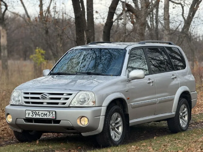В продаже suzuki grand vitara xl7 (7-и местный) рамник. двигатель 2.7 литровый v6, надёжный и ресурс... - фотография