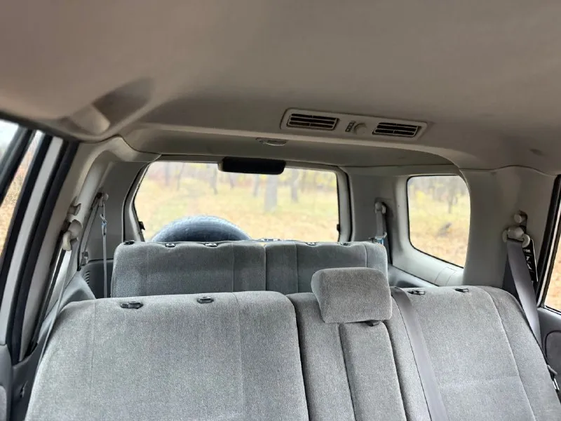 В продаже suzuki grand vitara xl7 (7-и местный) рамник. двигатель 2.7 литровый v6, надёжный и ресурсный, замена цепи произведена весной. в данный момент никакие вложения не требуются. автомат переключает без пинков и пробуксовок. практически весь в заводском окрасе (без дтп) находился весь период в одних руках. рама без изъянов, целая, номер читается отлично. уже на зимней резине “yokohama“ (летняя в комплекте) цена : 800,000 рублей. обмен не рассматриваю. территориально смотреть в г макеевка (р-н 3/5) контакты : +79494531233 - фотография - 7