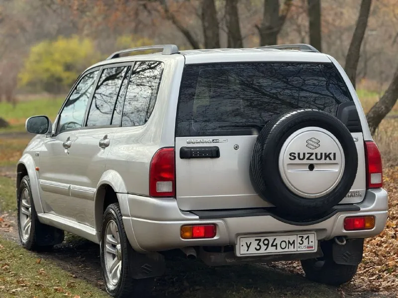 В продаже suzuki grand vitara xl7 (7-и местный) рамник. двигатель 2.7 литровый v6, надёжный и ресурсный, замена цепи произведена весной. в данный момент никакие вложения не требуются. автомат переключает без пинков и пробуксовок. практически весь в заводском окрасе (без дтп) находился весь период в одних руках. рама без изъянов, целая, номер читается отлично. уже на зимней резине “yokohama“ (летняя в комплекте) цена : 800,000 рублей. обмен не рассматриваю. территориально смотреть в г макеевка (р-н 3/5) контакты : +79494531233 - фотография - 9