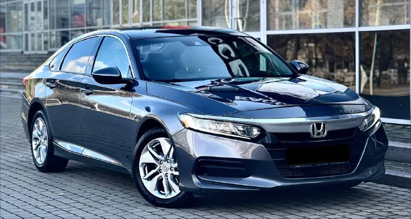 Продам honda accord lx год:2018 пробег:94.000 цена:1.750.000₽ торг у авто! номер:+79498543135 или +79495011956 на обоих номерах есть телеграмм! продаю свою шикарную honda аккорд с двигателем 1.5 турбо на автоматической коробки с 200 лошадиных сил, авто в идеальном состоянии как внешне так и технически, очень экономный но в тоже время и быстрый автомобиль который дарит море эмоций, и минимальный расход топлива, рулица авто очень плавно и отзывчиво, авто в хорошей комплектации:без ключевой доступ, кнопка старт стоп, слепые зоны, электра ручник, разделенный климата контроль, цифровая приборка, камера заднего вида, парктроники, удержание полосы, дистроник, авто пилот, большой монитор с поддержкой car play, bt, aux, полный мульти руль и многое другое, всего и не напишешь, больше информации по телефону. 📲 tg: @ninochka_ra 📞 звоните: +7(949)8543135 - фотография - 3
