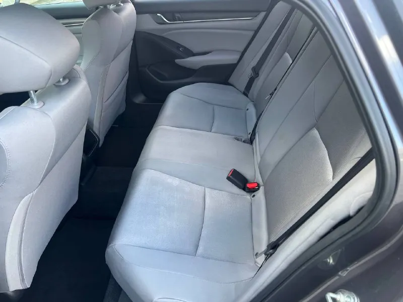 Продам honda accord lx год:2018 пробег:94.000 цена:1.750.000₽ торг у авто! номер:+79498543135 или +79495011956 на обоих номерах есть телеграмм! продаю свою шикарную honda аккорд с двигателем 1.5 турбо на автоматической коробки с 200 лошадиных сил, авто в идеальном состоянии как внешне так и технически, очень экономный но в тоже время и быстрый автомобиль который дарит море эмоций, и минимальный расход топлива, рулица авто очень плавно и отзывчиво, авто в хорошей комплектации:без ключевой доступ, кнопка старт стоп, слепые зоны, электра ручник, разделенный климата контроль, цифровая приборка, камера заднего вида, парктроники, удержание полосы, дистроник, авто пилот, большой монитор с поддержкой car play, bt, aux, полный мульти руль и многое другое, всего и не напишешь, больше информации по телефону. 📲 tg: @ninochka_ra 📞 звоните: +7(949)8543135 - фотография - 8