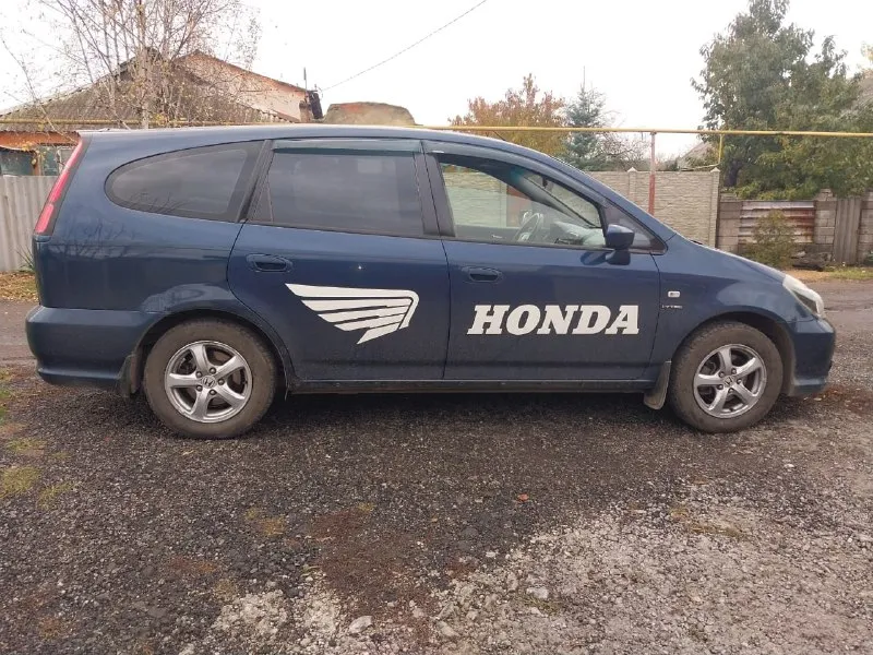 Продаётся honda стрим 2004 года. в хорошем состоянии. vin jhmrn38504s203077. донецк. цена 520 тр. все вопросы по телефону +7949 329 79 58. 📞 звоните: +7(949)3297958 - фотография - 3