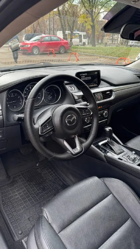 Mazda 6, 2017г. цена 1 890 000 руб. состояние отличное пробег 131 000 два комплекта резины бесключевой доступ датчики слепых зон двухзонный климат донецк +79493329822 📲 tg: @wwwpobeda 📞 звоните: +7(949)3329822 - фотография - 4