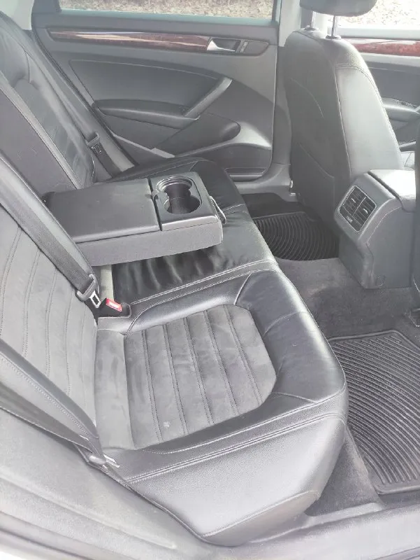 Продам: volkswagen passat usa
Комплектация:
Sel premium
Год: 2012
Пробег: 22900 км
Двс: 3.6л. / 280л. С.
Коробка: робот dq-380
Осмотр: г. Макеевка, г. Донецк
Цена: 1.650.000 (торг)
Тел: +79493857309 александр

📞 Звоните: +7(949)3857309 - фотография - 7