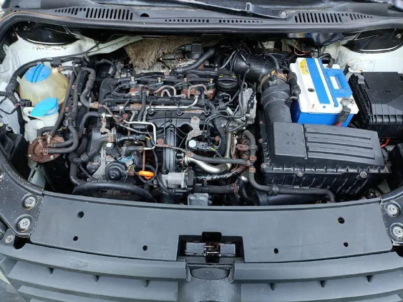 Продаётся специализированный, бронированный автомобиль volkswagen caddy 2.0 tdi 2012 год. пробег 300000км. цена 750000.торг уместен. г. макеевка. по документам все ровно, ставится/снимается с учёта без проблем. все интересующие вопросы по телефону +79493091660 николай. 📲 tg: николай донецкий 📞 звоните: +7(949)3091660 - фотография - 7