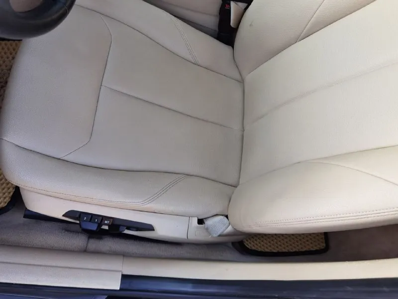 Bmw 320i f30 2.0 мотор, 2015 год, пробег 195 тыс км. двухзонный климат, кожа, камера, парктроники, электрорегулировка и память сидений, мультируль, люк. автомобиль обслужен, вложений не требует. 2 комплекта резины. цена 1750000 р все вопросы по телефону +7 949 308-46-24 📲 tg: @nicklev22 📞 звоните: +7(949)3084624 - фотография - 6