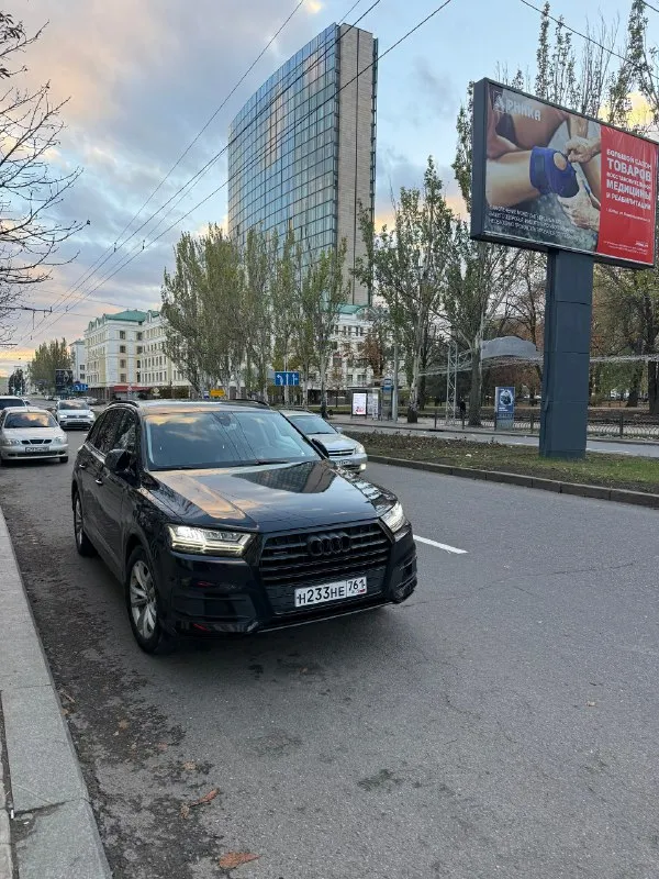 ‼️‼️ цена снижена ‼️‼️ 💸2 950 000💸 audi q7 ✔️ 2015 год ✔️ родной пробег 200 000 ✔️ богатая комплектация: ✅ дотяжки дверей ✅ пневматическая подвеска ✅ умный свет ✅ климат контроль ✅ подогрев руля ✅ расширенная мультимедиа ✅ резина michelin pilot sport ✅ режимы вождения ✅ адаптивная подвеска ✅ адаптивный круиз контроль ✔️ машина технические в идеальном состоянии ✔️ коробка и мотор без нареканий ✔️ полностью отслужена и готова к эксплуатации 📱 79494287607 📞 звоните: +7(949)4287607 - фотография - 10