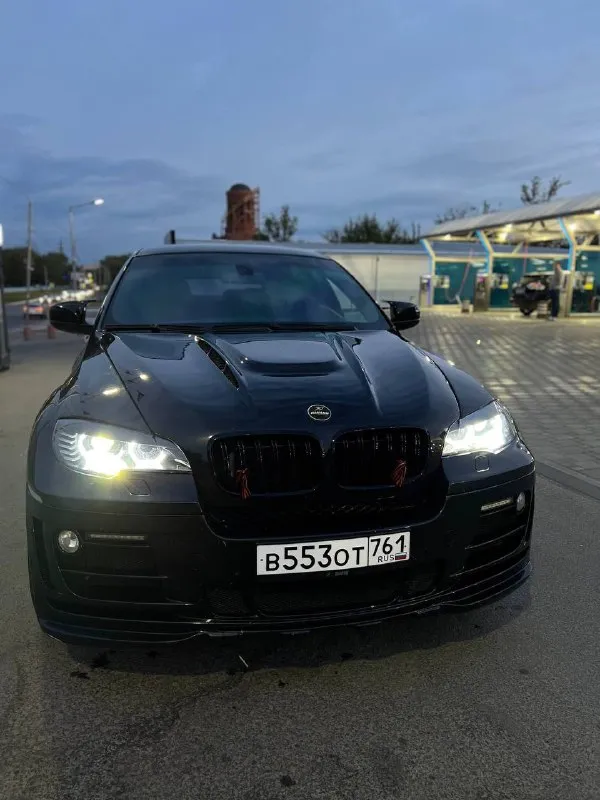 Bmw x6 4.4at 2010г пробег 236 000км легенда баварского автопрома. в оригинальном обвесе hamann. соче... - фотография