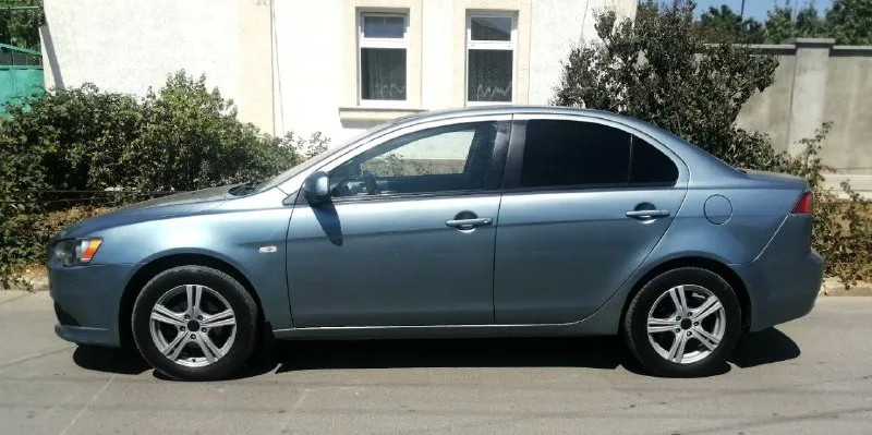 Mitsubishi lancer х 2011 год выпуска, рестайлинг !!! осмотр - донецк. тел: +7990-248-52-99 (telegram, вотсап). херсонский оператор, с феникса звонить бесплатно. цена – 685 000 ₽ не такси, не каршеринг, во владении у юрлиц никогда не была. пробег 210 тыс км 1.5 mt 109 л. с. отличная техника крепкий кузов средний рынок на рестайлинговые лансеры - 850.000 машина в хорошем рабочем состоянии. все расходники менялись вовремя по регламенту. на момент стоит новый аккумулятор, новая резина nokian, ходовая в полном порядке. есть антикоррозийная обработка, обесшумлена. двигатель заводится без каких-либо проблем, работает ровно, не троит, не дымит. мкпп работает отлично, ошибок на приборной панели нет. отличная комплектация: кондиционер, бортовой компьютер, сенсорная магнитола, abs, esp, иммобилайзер, airbag, подогревы сидений (2 режима), сигнализация starline, подогрев зеркал и заднего стекла, гур, стоит светодиодная оптика, серворуль. торг присутствует, звоните 📞 звоните: +7(990)2485299 - фотография - 2