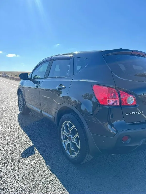 Автор: [ ✅марка " qashqai" ✅год: 2008 ✅объем двигателя 2.0л, атмосферный ✅акпп (автомат) ✅без дтп, юридически чист ✅ автомобиль обслуживался своевременно ✅салон очень комфортный, удобный, чистый, не прокуренный, не затертый ✅двигатель и коробка работают ровно, масла все поменяны ✅титановые диски ✅комлектация: электрозеркала с подогревом закрываются автоматически при парковке, передние и задние стеклоподъёмники, двухзонный климат контроль, мультируль, датчик света, датчик дождя, подогрев передних сидений, партронник спереди и сзади, abs, esp, подушки безопасности ✅автомобиль очень комфортный и вместительный ✅цена: 950.000 рублей, торг ✅ автомобиль находится в г. комсомольское старобешевский район +7 (949) 532-59-56.. ❗❗❗наш телеграм канал [ бесплатное размещение за репост❗❗❗ правила сообщества [ 📞 звоните: +7(949)5325956 - фотография - 3