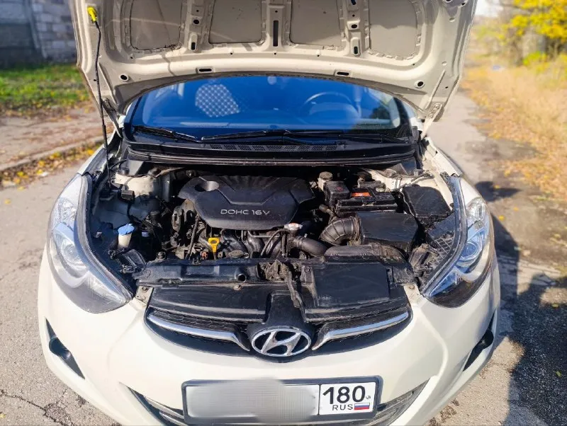 Автор: [ продам свою hyundai elantra 2013г. .1'6.мех. бензин. автомобиль в отличном состоянии. кузов покрыт керамикой. учёт на мне, документы кристально чистые.3 хозяина. техника огонь ! ни каких ошибок нет абсолютно !!!. кондер заправлен холодит. электроника вся работает каждая кнопка, задняя камера хорошая музыка. свет леды. вобщем садись да езжай, приезжайте сами всё увидите и поймете !!! пробег 240 тысяч км !!!! салон в идеале, чистый ухоженный, ни потёртый. без дтп, стекла все родные. подвеска перебрана отлично. двигатель масло не расходует не дымит работает как часы ), (то каждые 7 т. км), (готов к любым проверкам). за авто не стыдно. есть сервисная книжка и два ключа. два комплекта новых колёс зима и лето r17. цена 950. ₽ хороший торг реальному покупателю. +79493880313.. ❗❗❗наш телеграм канал [ бесплатное размещение за репост❗❗❗ правила сообщества [ 📞 звоните: +7(949)3880313 - фотография - 6