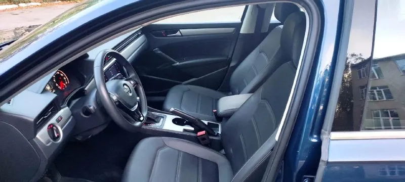 Продам пассат в 9 2021 года, пробег 123 тыс. Км. Двигатель 2,0 турбо, коробка автомат айсин. Темно синий металик (фото не передаёт глубину цвета). Бортовой компьютер, раздельный климат контроль, люк, кожаный салон, подогревы сидений, зеркал, стёкол, кожаный мультируль, кнопка старт- стоп, функция удержание полосы и дистанции, мультимедиа, блютуз, камера заднего вида, фары линзованные, легкосплавные оригинальные диски с отличной резиной. Авто обслужено, новые масла "леквимоль ", фильтра. Подвеска сбитая, авто без вложений. Цена 2,200 млн, торг. Более детально по телефону+79493560528, +79493202480
📞 Звоните: +7(949)3560528 - фотография - 10