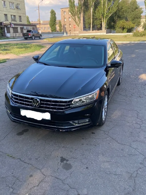 Продаю volkswagen passat nms se 1.8 tsi 2016.
Пробег 132.000 км
Машина предмаксимальной комплектации
Коробка и мотор работают отлично, , масло не ест,
- Aisin, не dsg
Машина русифицирована
Также отдам - зимнюю резину

Комплектация
- Бортовой компьютер
- Led фары
- Датчик давления шин
- Кожаный салон
- Адаптивный круиз с датчиком контроля дистанции спереди и сзади (даже если круиз не включен, в экстренной ситуации машина затормозит сама)
- Функция corner
- Функция опускания зеркал при включении заднего хода
- Мультируль
- Электропривод сидений
- Обогрев зеркал
- Обогрев заднего стекла
- Датчик света
- Подогрев сидений
- Климат контроль (2-х зонный)
- Камера заднего вида
- Регулируемый подлокотник
- Люк, регулируемый в трех положениях
- Отделка салона под дерево
- Задний ряд складывается в ровный пол
- Замена масла в моторе каждые 7тыс. Км.
- У машины отличная проходимость, проблем с лежачими нет, кочек не боится!

Цена: 1.950.000, разу
📞 Звоните: +7(949)3975328 - фотография - 1
