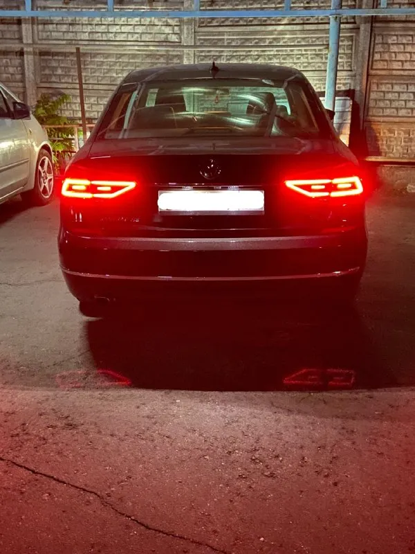 Продаю volkswagen passat nms se 1.8 tsi 2016.
Пробег 132.000 км
Машина предмаксимальной комплектации
Коробка и мотор работают отлично, , масло не ест,
- Aisin, не dsg
Машина русифицирована
Также отдам - зимнюю резину

Комплектация
- Бортовой компьютер
- Led фары
- Датчик давления шин
- Кожаный салон
- Адаптивный круиз с датчиком контроля дистанции спереди и сзади (даже если круиз не включен, в экстренной ситуации машина затормозит сама)
- Функция corner
- Функция опускания зеркал при включении заднего хода
- Мультируль
- Электропривод сидений
- Обогрев зеркал
- Обогрев заднего стекла
- Датчик света
- Подогрев сидений
- Климат контроль (2-х зонный)
- Камера заднего вида
- Регулируемый подлокотник
- Люк, регулируемый в трех положениях
- Отделка салона под дерево
- Задний ряд складывается в ровный пол
- Замена масла в моторе каждые 7тыс. Км.
- У машины отличная проходимость, проблем с лежачими нет, кочек не боится!

Цена: 1.950.000, разу
📞 Звоните: +7(949)3975328 - фотография - 5