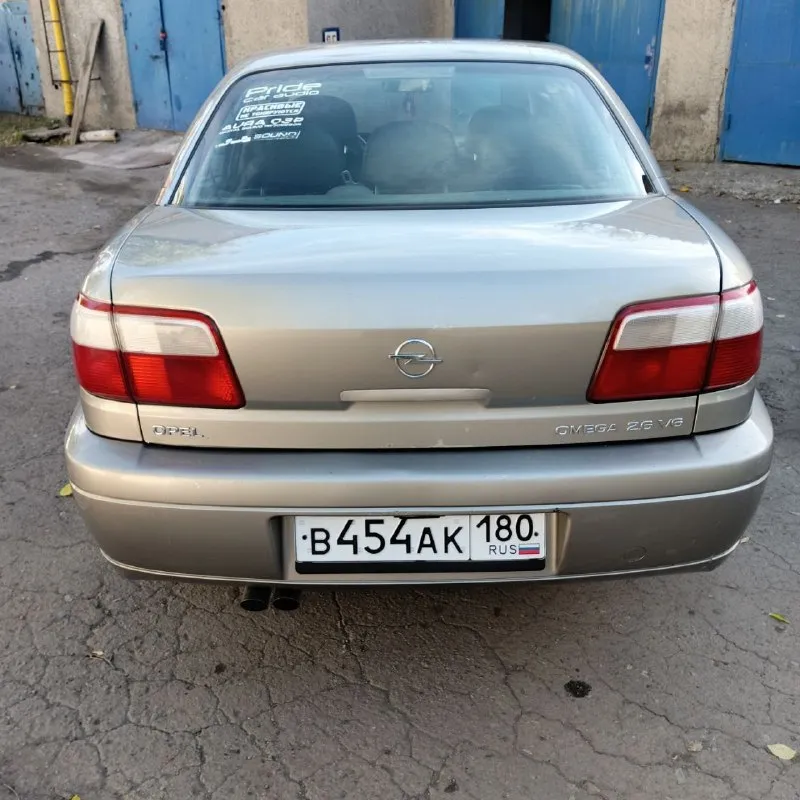 Продам opel омега б,2.5 автомат, газ, бензин, документы в полном порядке,370₽ енакиево +79495113330... - фотография