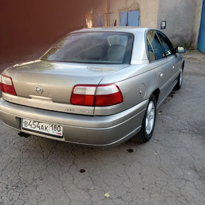 Продам opel омега б,2.5 автомат, газ, бензин, документы в полном порядке,370₽ енакиево +79495113330 📞 звоните: +7(949)5113330 - фотография - 4