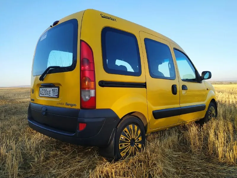 Продам renault турбо 1,5. год выпуска 2003. пробег родной 184000км. коробка механика 5 ступка. авс,... - фотография