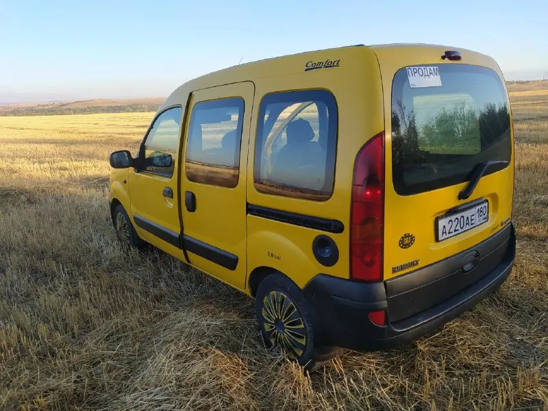 Продам renault турбо 1,5. год выпуска 2003. пробег родной 184000км. коробка механика 5 ступка. авс, гидроусилитель. кузов оцинкованный. полный пассажир комплектация комфорт. привод передний. осмотр старобешево. полное переоформление. новые масла, фильтра, грм, тормоза, подшипники, акб. +79494770640. торг после осмотра 450₽ 📞 звоните: +7(949)4770640 - фотография - 2