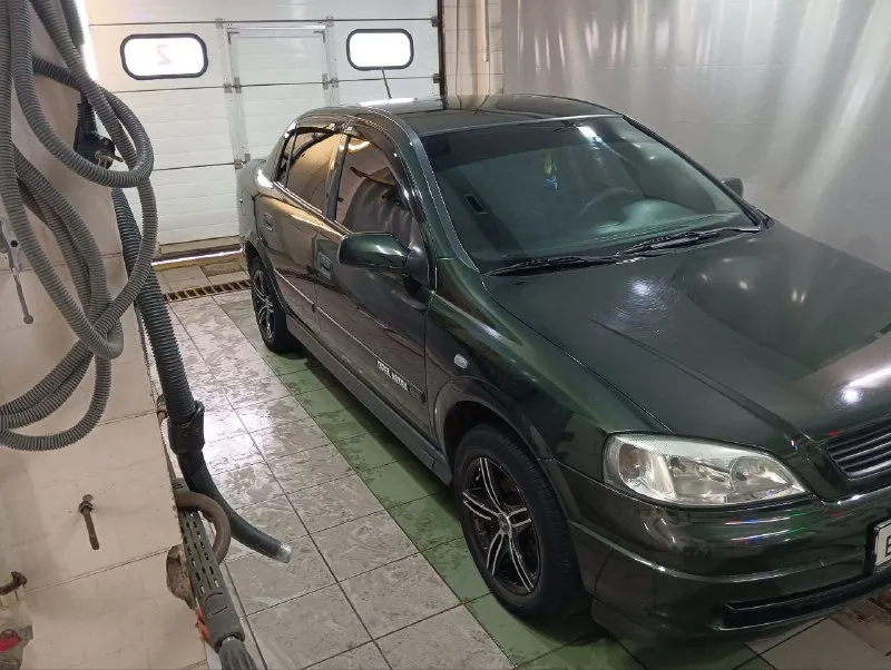 Продам opel astra 2003 двигатель 1.6 (8 клапанов), бензин, коробка механика. пробег 330000 автомобиль в хорошем состоянии, один хозяин цена 500000₽ торг осмотр в г. макеевка +79493196665 📞 звоните: +7(949)3196665 - фотография - 2