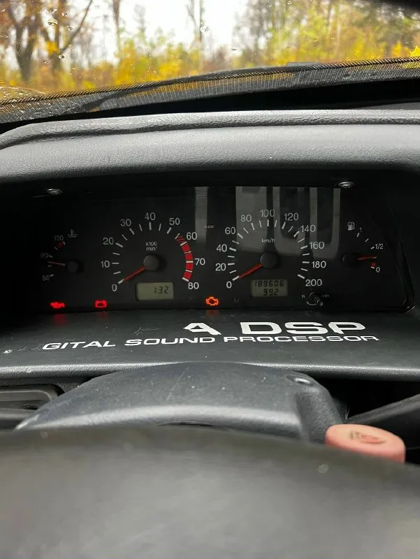 Продам ваз ваз 2114 (2006 год) 🚗 цвет: красивый, ухоженный, золотисто-темно зеленый. 🔧 двигатель: 8-клапанный, работает отлично — не дымит, не троит, масло не ест ⚙️ кпп: в полном порядке, все передачи включаются чётко 🛞 ходовая: без нареканий 🧱 кузов: дно и пороги — в идеальном состоянии, без гнили вообще 🔇 шумо- и виброизоляция по всему кузову 📄 документы: кристально чистые 🚘 номера: h222kp — отдаю вместе с машиной (отдельно не продаю) 📍 осмотр: макеевка 💰 цена: 475 000 ₽ +торг 💬 торг при осмотре 📞 телефон: +7 949 393-32-05 📞 звоните: +7(949)3933205 - фотография - 4