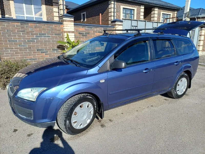 В продаже форд 2006г. 1.6 бензин. в отличном состоянии. матор коробка ходовая работает отлично. кондиционер рабочий печька греют хорошо. резина зимняя без вложений. сел и поехал для роботы отличный авто. продажа срочная. документы чистые. цена 465.000 т. детальние по тел 89064449952 ватцап. 89340432570 мобильный - фотография - 8