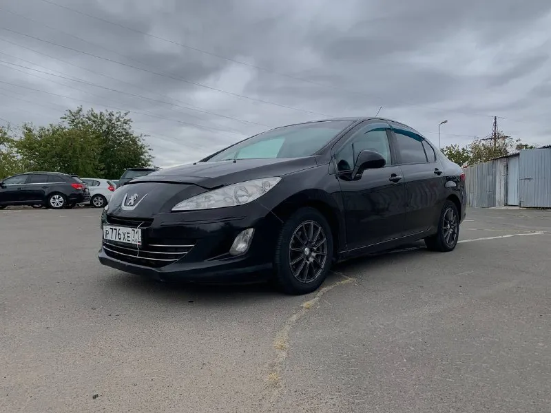 Продам peugeot 408 2012 года :1.6 пробег: 190000 машина по технике без нареканий, состояние хорошее,... - фотография