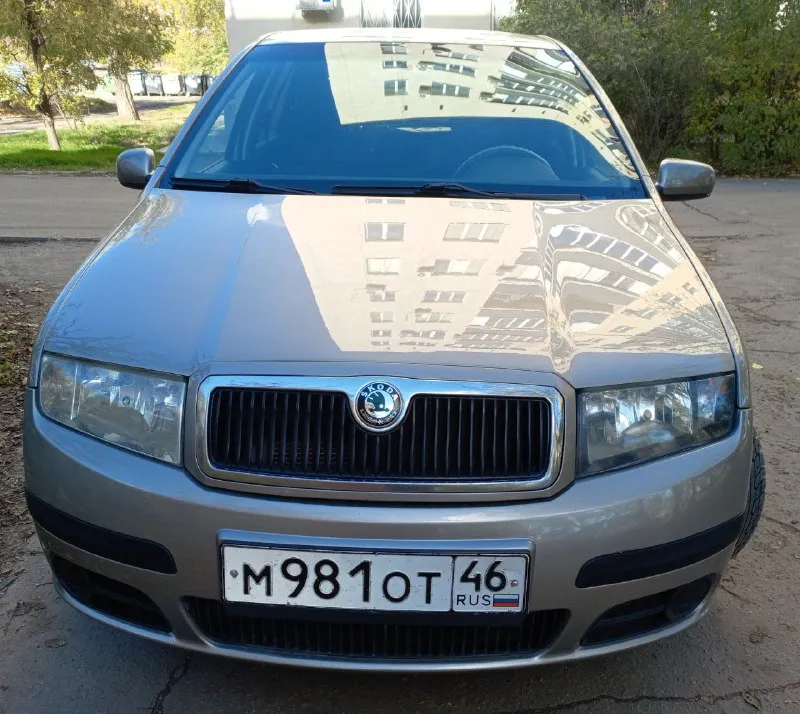 Продам skoda fabia ( skoda фабия) 2006 г. 1,2 бензин. диски литые r 14 на хорошей зимней резине. мкпп-5. кондиционер, гур, airbag, abs, epc, цз, подогрев зеркал, подогрев сидений, магнитола jvc, электростеклоподъемники. ‎салон, дверные карты, потолок в отличном состоянии. ‎410тыс, торг. переоформление ‎+79490358521 📲 tg: николай 📞 звоните: +7(949)0358521 - фотография - 5