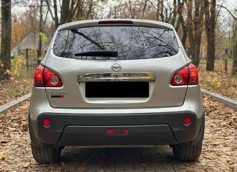 В продаже nissan qashqai 2008г ‎✅максимальная комплектация !!! ‎✅полный привод 4wd ‎✅2.0l коробка автомат ‎✅215 000 пробег ‎✅2 хозяина за всё время !!! ‎✅птс оригинал!!! ‎✅родные стекла!!! ‎✅ксенон фары заводские!! ‎✅ксенон туманки ‎✅кожаный салон ‎✅без ключевой доступ ‎✅два ключа ‎🌿зелёная автотека ‎авто в хорошем состоянии ‎обслужен!!! ‎на данный момент без вложений ‎мотор не троит, не дымит, масло не расходует. ‎коробка переключает плавно, ‎ходовая обслужена ‎по кузову без ржавчины гнили ‎дно пороги всё целое ‎комплектация:tekna pack ‎камера заднего вида ‎кожаный руль ‎климат контроль ‎круиз контроль ‎управление на руле ‎4 стеклоподъёмника ‎складывания зеркал ‎электро зеркала ‎подогрев заднего стекла ‎подогрев передних сидений ‎бортовой компьютер ‎датчик света, дождя ‎омыватель фар ‎монитор, навигация, музыка. aux, bluetooth, cd, fm ‎титан диски r18 ‎документы без штрафов, запретов, ограничений ‎продажа по дкп или мрэо ‎цена 895.000р. торг уместен!!! ‎осмотр донецк ‎+79494017806 ‎+79493977821 телеграм - фотография - 6