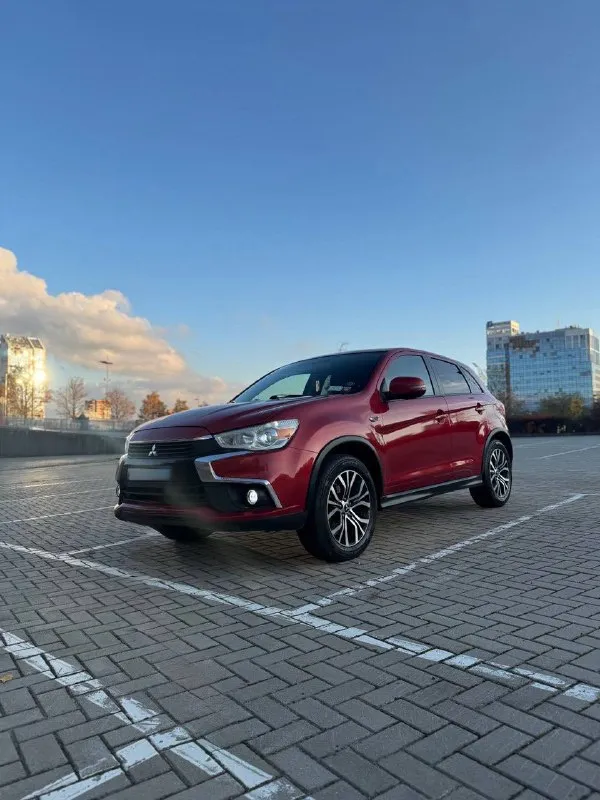 Mitsubishi outlander sport:2017г 2.0 автомат. полный привод: 135.000км 2 ключа 2 комплекта колёс хорошее состояние технически обслуженная осмотр: г. донецк возможен обмен на ваше авто с доплатой. 1.480.000 +79495098589 +79150131010 whatsapp, telegram: - фотография - 4