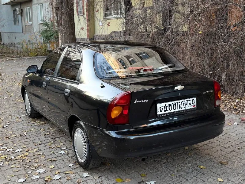 В продаже шевроле ланос 2008 года выпуска в комплектации se мотор и коробка в идеальном состоянии дно пороги все целое кондиционер работает два ключа два комплекта резины ходовая часть вся обслужена все вопросы по телефону +7 (949) 416-56-92 цена 247 000 🎁 - фотография - 3