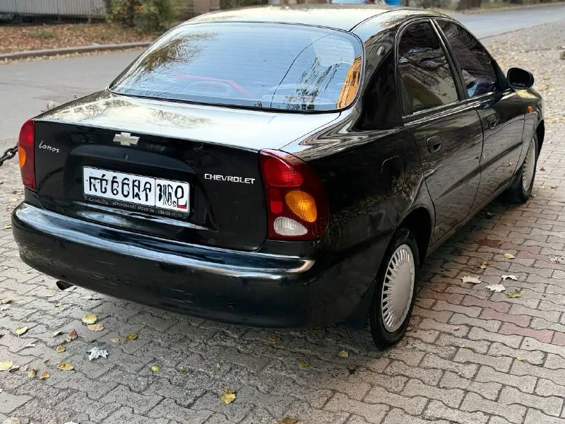 В продаже шевроле ланос 2008 года выпуска в комплектации se мотор и коробка в идеальном состоянии дно пороги все целое кондиционер работает два ключа два комплекта резины ходовая часть вся обслужена все вопросы по телефону +7 (949) 416-56-92 цена 247 000 🎁 - фотография - 4