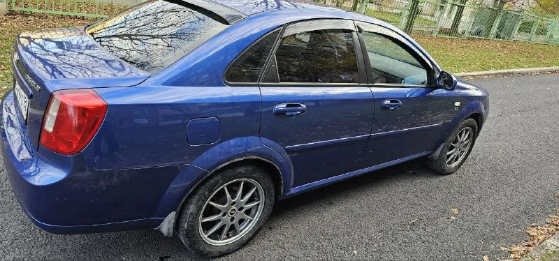 Продам chevrolet лачети мотор 1.8 газ евро 4 вписан. в очень хорошем состоянии вложений не требует. гнили и ржавчины нет, пороги на отлично. один хозяин с салона. днр макеевка.650₽ +79498000450 📲 tg: @relaks2018 📞 звоните: +7(949)8000450 - фотография - 7