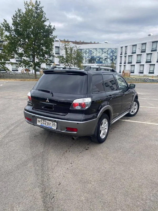 Продам mitsubishi outlander 2004год 2.4 газ/бензин. 160л. с.полный привод коробка автомат. пробег 239т. км в отличном состоянии, не гнилой, по кузову ровный, мотор после капитального ремонта, так же новый грм, помпа, все жидкости, прокладки, свечи и тд. коробка без нареканий. по электрике все исправно, хорошая музыка, парктроник, подогрев сидений, кондиционер и тд. поменян ремкомплект на газ, расход приятный. ходовая перебрана. документы в порядке, переоформление без проблем. авто находиться в новотроицке возле волновахи. цена за авто 699т. р. торг обращаться по номеру +79497180655, он же телеграмм и вотсап, по запросу скину доп. фото. 📲 tg: жека горляков 📞 звоните: +7(949)7180655 - фотография - 3