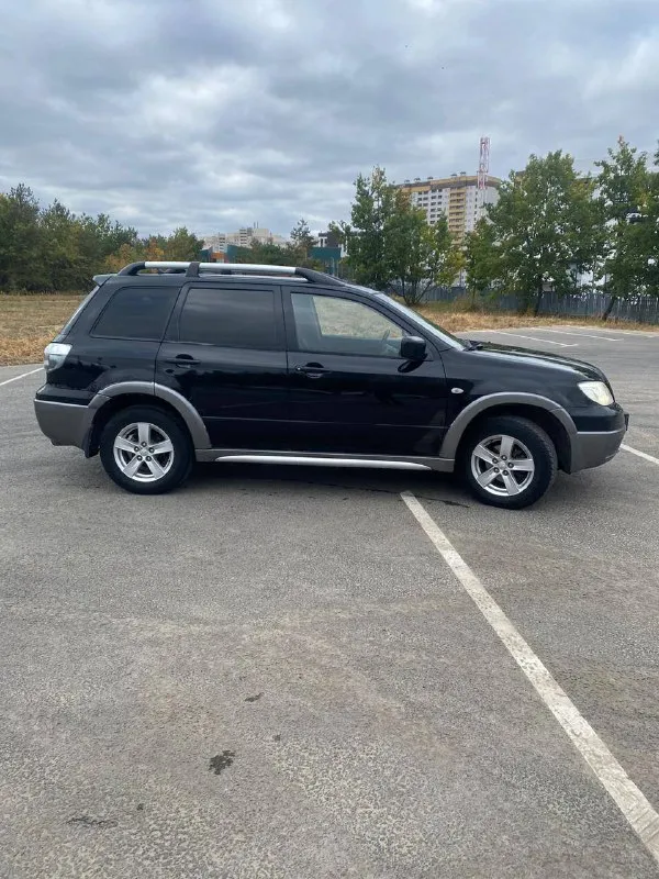 Продам mitsubishi outlander 2004год 2.4 газ/бензин. 160л. с.полный привод коробка автомат. пробег 239т. км в отличном состоянии, не гнилой, по кузову ровный, мотор после капитального ремонта, так же новый грм, помпа, все жидкости, прокладки, свечи и тд. коробка без нареканий. по электрике все исправно, хорошая музыка, парктроник, подогрев сидений, кондиционер и тд. поменян ремкомплект на газ, расход приятный. ходовая перебрана. документы в порядке, переоформление без проблем. авто находиться в новотроицке возле волновахи. цена за авто 699т. р. торг обращаться по номеру +79497180655, он же телеграмм и вотсап, по запросу скину доп. фото. 📲 tg: жека горляков 📞 звоните: +7(949)7180655 - фотография - 9