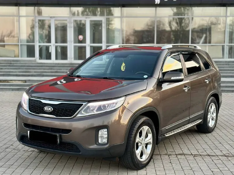 Kia sorento рестайлинг 2.4 газ/бензин 2014г автомат автомобиль весь в заводском окрасе!!! все стекла родные включая лобовое !! вписано в документы ! два ключа! есть все для комфортного вождения! парктроник, монитор андройд, подогрев сидений, климат/контроль, круиз/контроль, мульти/руль, и многое другое… с документами полный порядок!!!!! переоформление в мрэо! цена 1.490₽ все вопросы по тел+79495722131 📲 tg: дмитрий 📞 звоните: +7(949)5722131 - фотография - 3