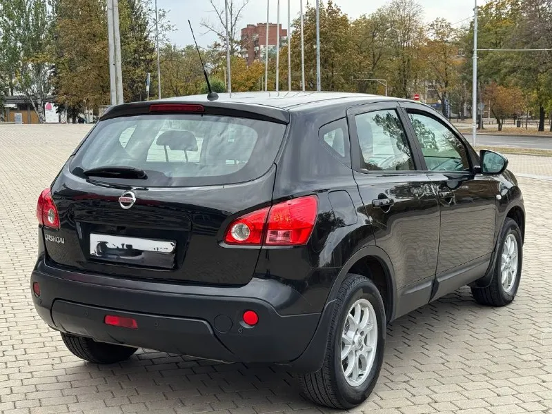 Продам nissan qashqai 2008год в идеальном состоянии без вложений мотор идеальном состояние так же и коробка не чего не перешита не руль не салон всё в заводе машина с двумя окрасами не битая мотор коробка в идеальном состояние сель и поехал кондиционер рабочи два ключа автомобиль в очень хорошем состоянии сель и поехал все интересующий вопросы по телефону пишите звоните ! +7949-467-65-94. цена 820.000₽ торг - фотография - 4