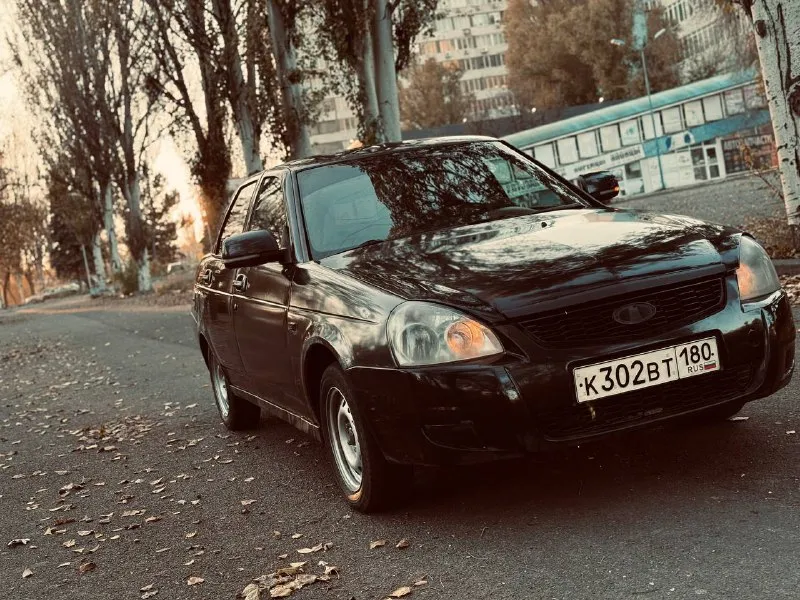 🔥продам ваз приору ( ваз priora) 2008 год 🔥1.6 16 клоп 126 мотор 🔥 не троит, работает ровно. ✅на бодром ходу, машину подрывает, шитые мозги, сделаный выхлоп gdsu субару. не гнилая! дно, стаканы, лонжероны целые! рф учет, спокойно встанет на вас гидроусилитель, перед 2 стеклоподьемника, подогрев лобового, abs новые колодки в круг. ⛔️из минусов разбито лобовое, третья передача включается через раз, ❗️не стройте иллюзий за эту цену ❗️ цена : 225.000 ( торг будет при осмотре ) 📞+79494155938 📲 tg: @voronchihin_7 📞 звоните: +7(949)4155938 - фотография - 3