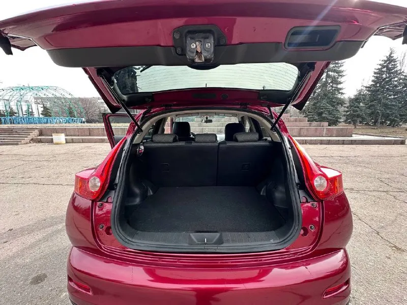 Продам nissan juke 1.6 без дтп собственник, полное переоформление. машина полностью обслужена, отличная комплектация. 2012 год пробег 159.000 два ключа, два комплекта резины. abs, esp, airbag, круиз контроль, бортовой компьютер, подогрев сидений, подогрев зеркал, камера заднего вида, климат контроль. цена 1.200.000 руб (торг) осмотр донецк, макеевка, горловка, енакиево +79493921653 📲 tg: филипп 📞 звоните: +7(949)3921653 - фотография - 6