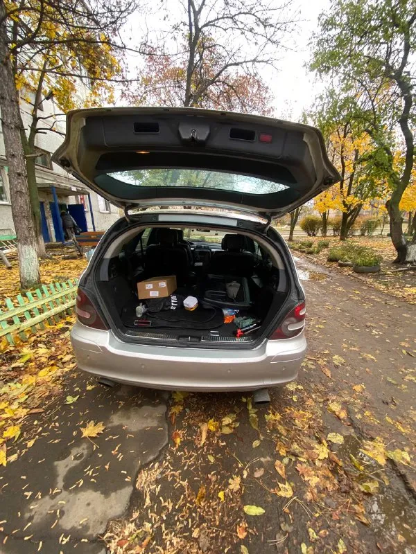 Продам mercedes модель w251 r320 3.0 акпп на пневме 6 сидений абс эсп круиз гидраусилитель климат ксенон все рабатет я владелец цена 700₽ возможен обмен + 79497520931 📲 tg: александр 📞 звоните: +7(949)7520931 - фотография - 6