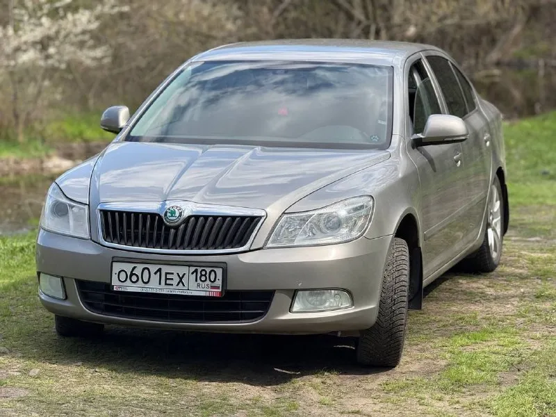 Продам skoda октавия а5 2012 года, сборка чехия, пробег 213т, 1,8 turbo🔥, 6 ступенчатый автомат, дат... - фотография