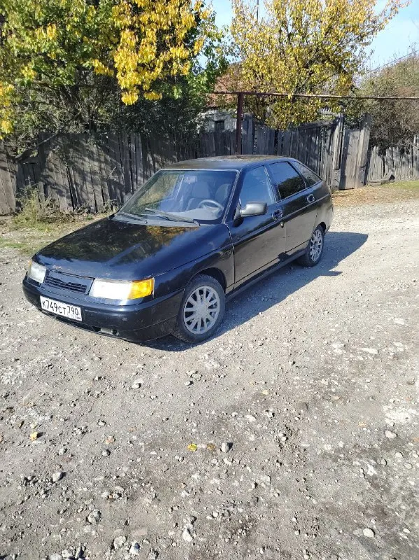 Продам ваз 2112 на полном ходу 2005 года авто в хорошем состоянии цена 170 торг без дисков вся инфор... - фотография