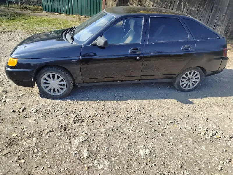 Продам ваз 2112 на полном ходу 2005 года авто в хорошем состоянии цена 170 торг без дисков вся информация по телефону город енакиево +79494092943 срочно 📲 tg: @ah7458hc 📞 звоните: +7(949)4092943 - фотография - 2