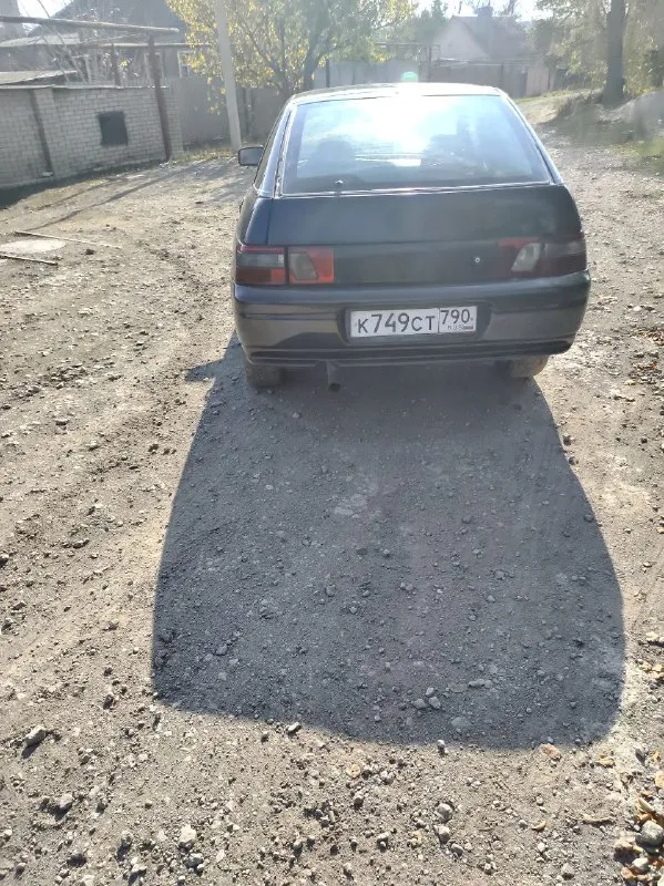 Продам ваз 2112 на полном ходу 2005 года авто в хорошем состоянии цена 170 торг без дисков вся информация по телефону город енакиево +79494092943 срочно 📲 tg: @ah7458hc 📞 звоните: +7(949)4092943 - фотография - 4