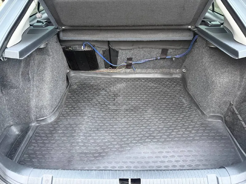 Продам skoda в очень хорошем состоянии таких шкод очень мало в таком состоянии кузов весь в заводском окрасе за исключением одной детали были сколы на капоте. салон в отличном состоянии кузов обесшумлен стоит хорошая музыка камера заднего вида климат работает авто до первого клиента кто ищет живую шкоду. если вы из далека могу снять видео обзор с толщиномером. остальные вопросы по телефону 🚗марка skoda октавия ⚙️ 1.6 бензин 📦коробка механика 🏃‍♂️‍➡️пробег 240 тысяч родной 📅год выпуска 2008 💶цена 695 тыс рублей ☎️тел +79497257498 📲 tg: петя белаш 📞 звоните: +7(949)7257498 - фотография - 9