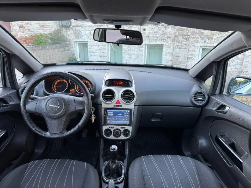Продаю opel corsa d 2008 1.4 механика. пробег 207.000 машина в хорошем состоянии. передние стеклоподъемники двухдиновая магнитола. нареканий к мотору и коробки нет. салон в хорошем состоянии. не гнилая, дно пopоги cтaканы целые ! юридически чистая. цена 380.000 торг у капота!! машина находится в донецке. +79493161605 📲 tg: александр 📞 звоните: +7(949)3161605 - фотография - 5
