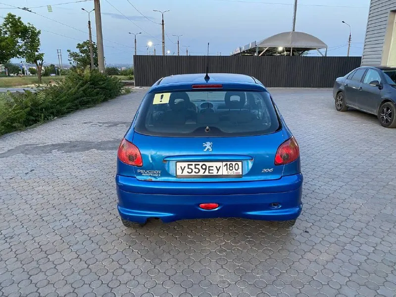 Г. мариуполь. 🚘 - peugeot 206 (хэтчбек). 📅 - 2007 год. 📈 - пробег - 268 тыс. /км. ⚙ ️- коробка передач - автоматическая. 🛢 ️- объем двигателя - 1,4 л. 📝 - полностью рабочее состояние, произведен капитальный ремонт двигателя, замена ходовой части, коробка не пинатется. 🔹- эл. стеклоподъёмники, подогрев заднего стекла, климат, сигнализация. 💵 - цена - 350 тыс. руб. 📞 - тел. +79495617362 звонки, телеграмм 📲 tg: @toma_281 📞 звоните: +7(949)5617362 - фотография - 4