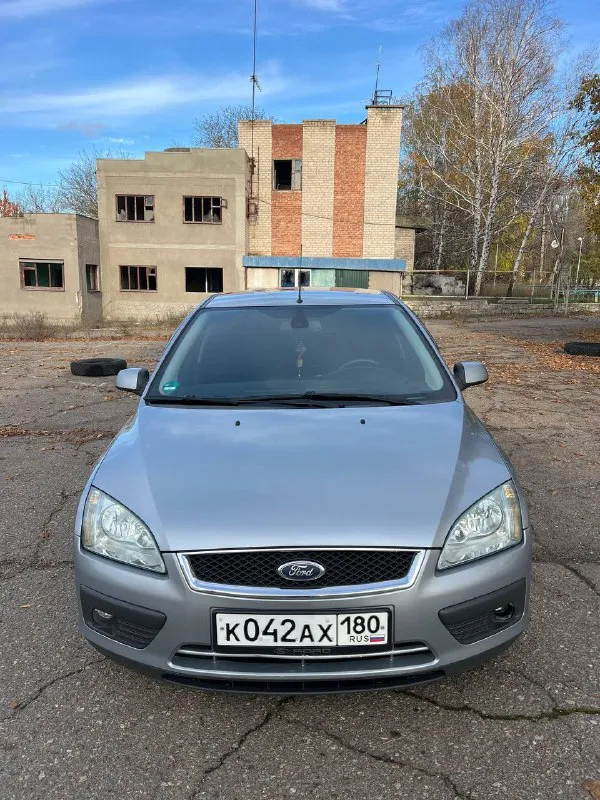 Продам ford focus 2 2005 год объем 1,6 газ/бензин пробег 266000 км. машина в хорошем техническом сос... - фотография