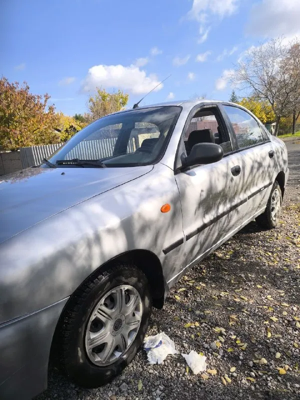 Продам ланос заз 2008 год. мотор 1.4. 120 тыс. родного пробега,2 хозяина. состояние отличное, в родном окрасе, по кузову нет ни единого рыжика, гбо вписан, новая зимняя резина. гбц капиталилась полностью, новый грм помпа, термостат. оформлю в мрео или выпишу дкп. пластик левой фары под замену(треснут). глянуть можно в г. донецк буденновский район.260,торг на то и оформление. +79494907141 - фотография - 5