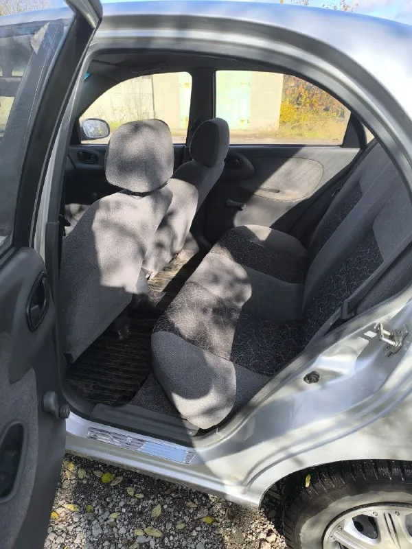 Продам ланос заз 2008 год. мотор 1.4. 120 тыс. родного пробега,2 хозяина. состояние отличное, в родном окрасе, по кузову нет ни единого рыжика, гбо вписан, новая зимняя резина. гбц капиталилась полностью, новый грм помпа, термостат. оформлю в мрео или выпишу дкп. пластик левой фары под замену(треснут). глянуть можно в г. донецк буденновский район.260,торг на то и оформление. +79494907141 - фотография - 7